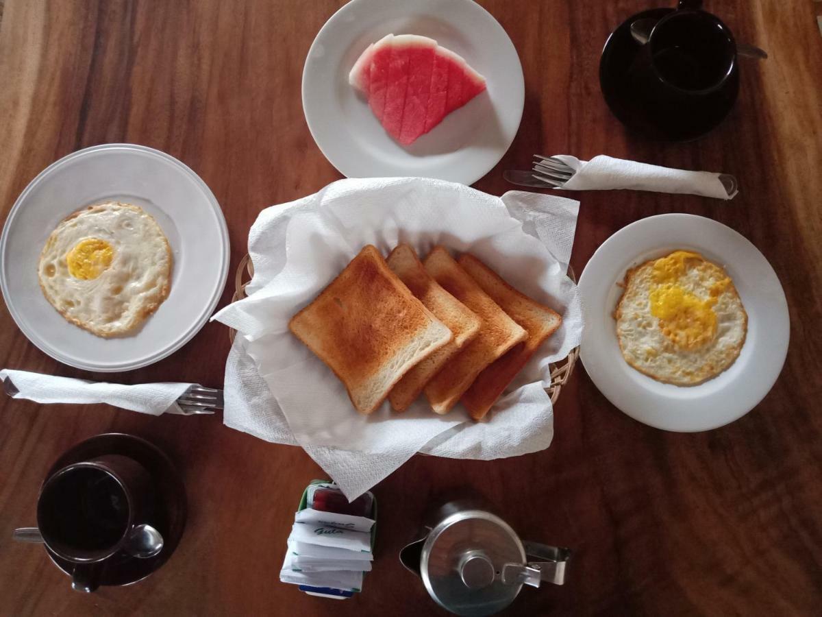 타만 스리 코티지 II 꾸따 외부 사진